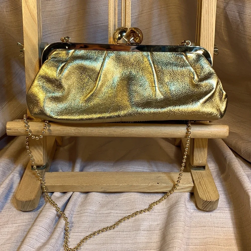 Coach leather EXTREMELY RARE clutch/shoulder bag